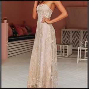 Crowd control hello molly champagne dress